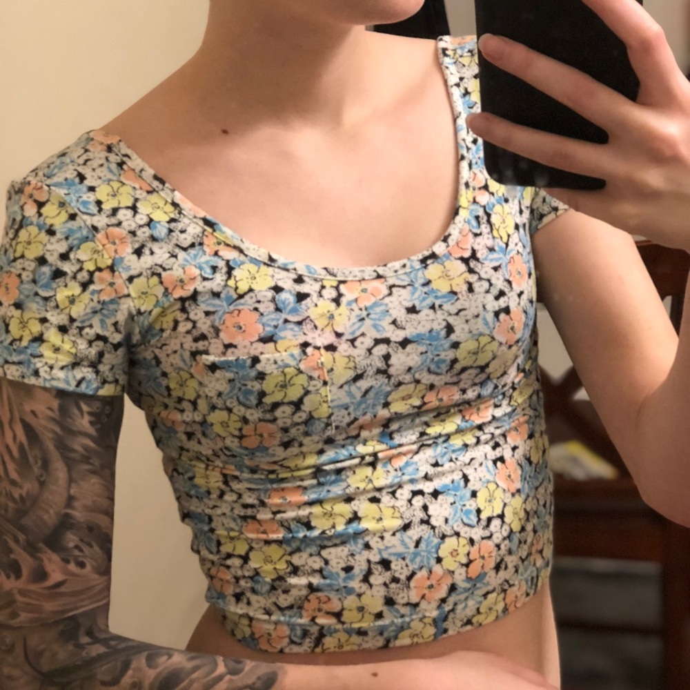 Pacsun crop top